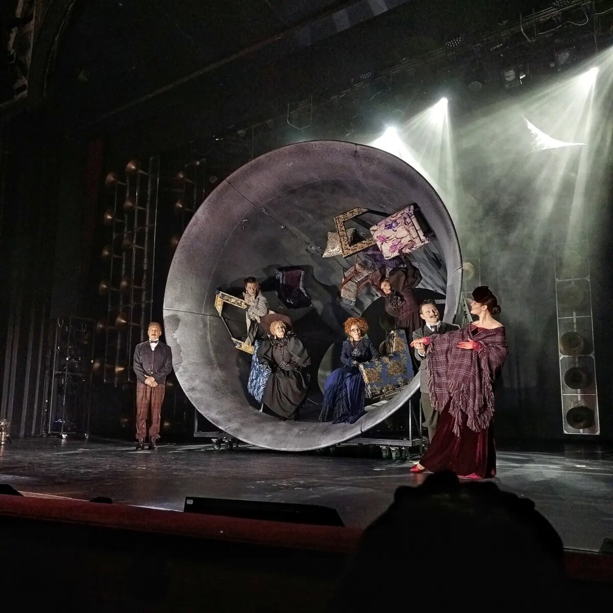 спектакль сказка о золотой рыбке в театре. газета сказки пушкина. спектакль "теремок" вологда. сказка сказок спектакль. мнимый принц теремок.