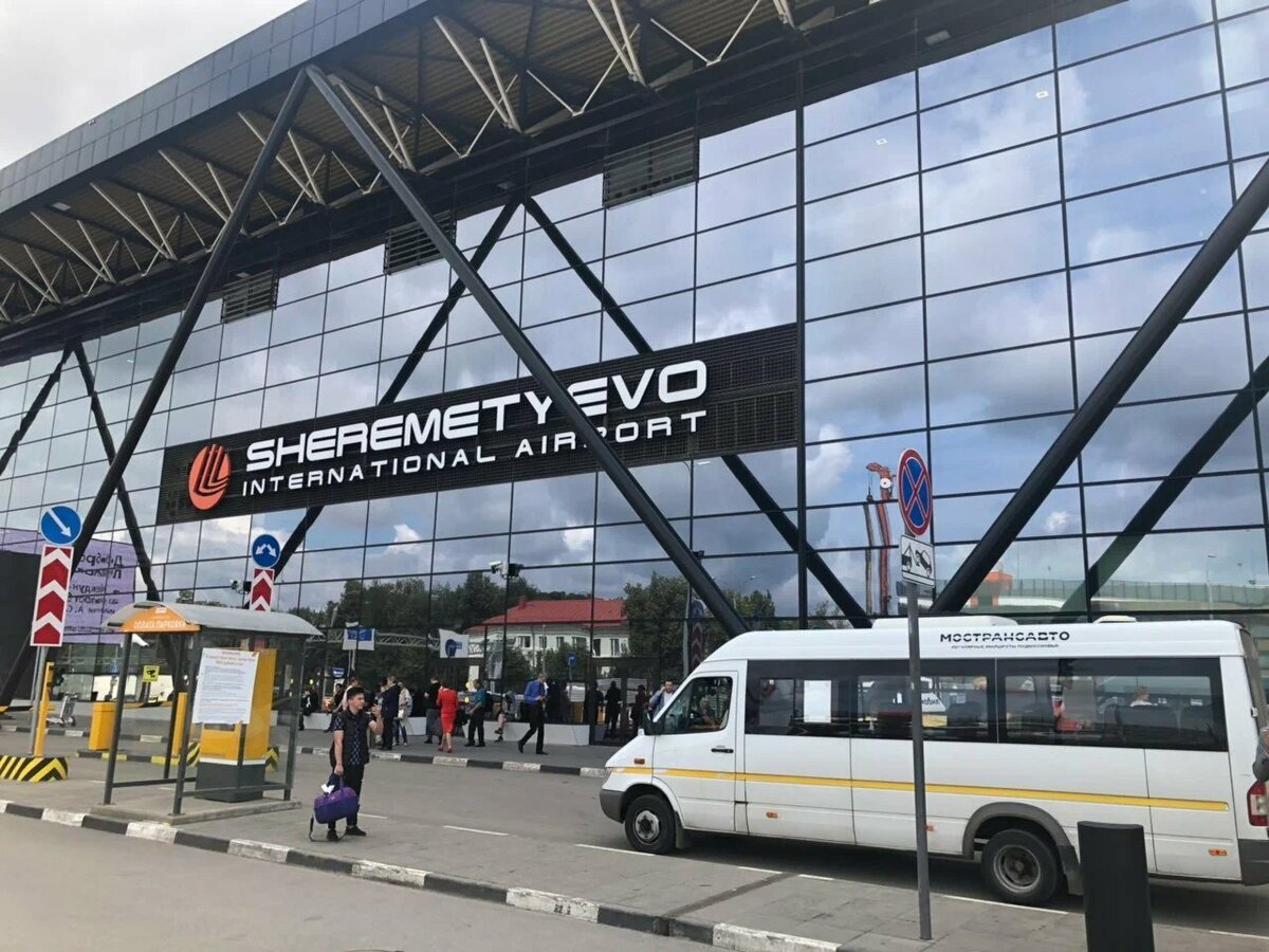 Как добраться от Ленинградского вокзала до Шереметьева