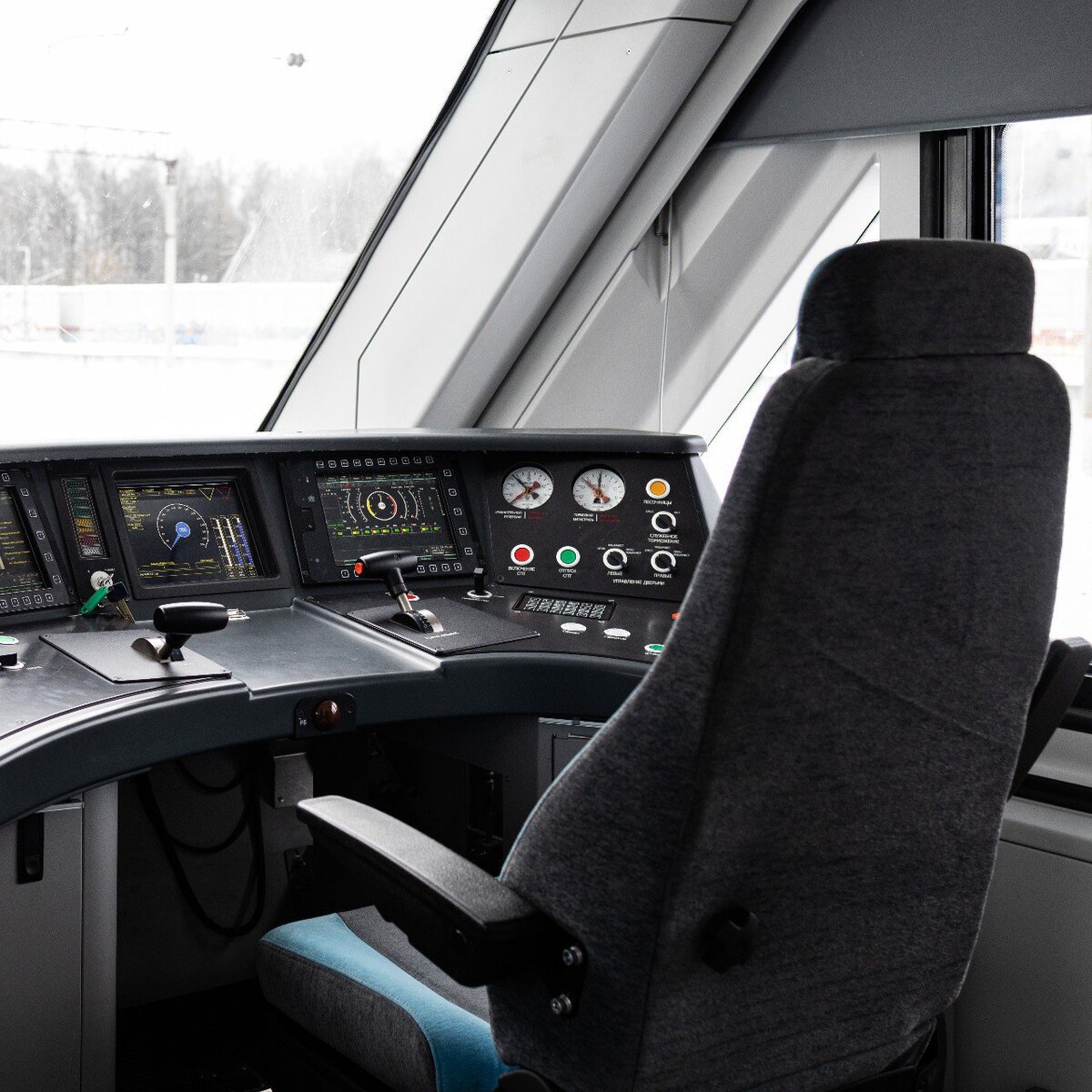 электричка. электричка соколовская мытищи сегодня. поезд на станции мытищи-. электричка соколовская мытищи сегодня. ярославский вокзал болшево станции.