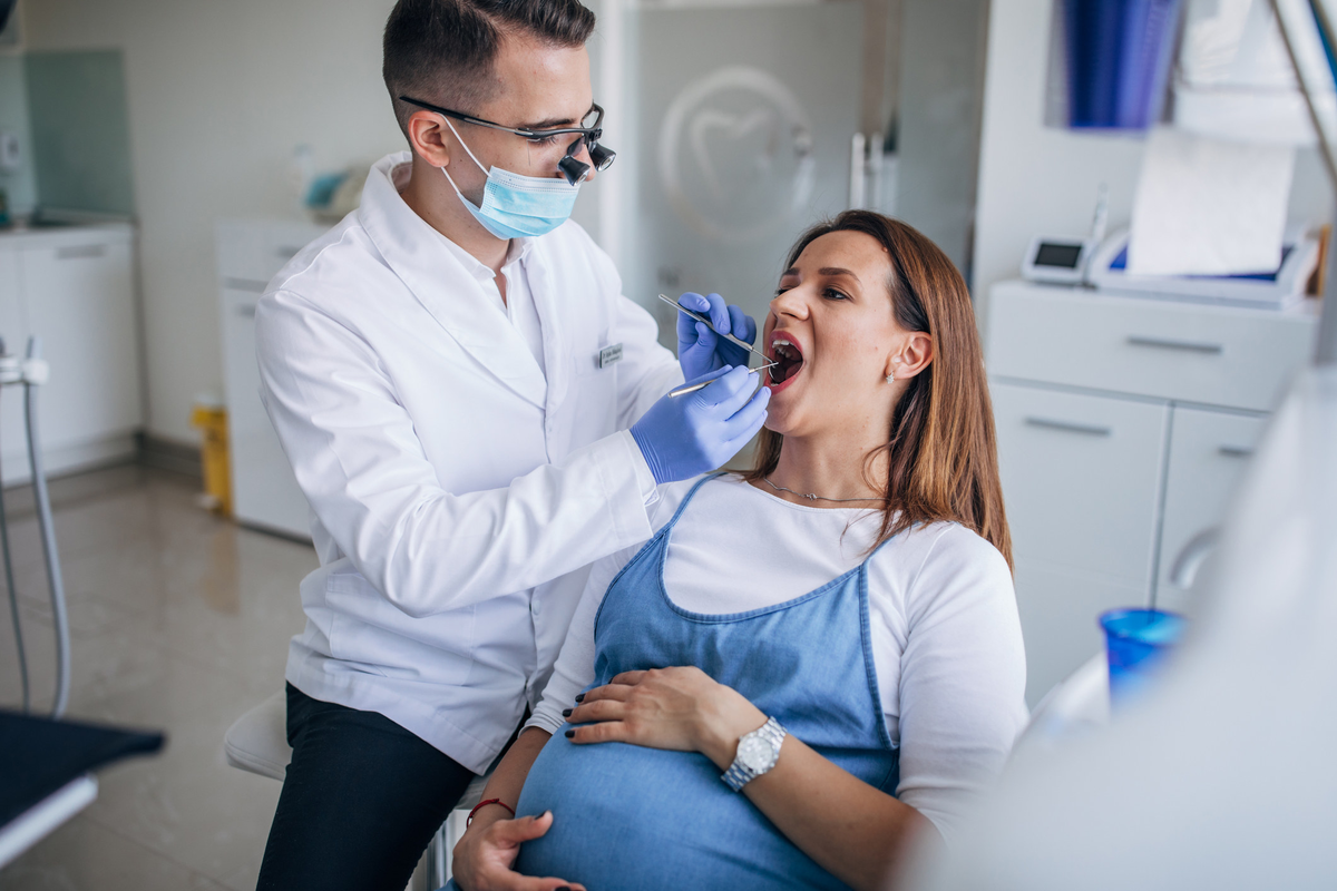 Полости рта беременных. Беременные в стоматологии. Стоматолог. Стоматология женщина.
