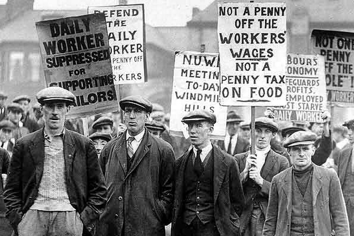 Европа и сша в начале 20 века. Всеобщая забастовка рабочих в Великобритании 1926. Стачка в Великобритании 1926. 1926 Год Великобритания забастовка горняков. Профсоюзы в Англии в 19 веке.