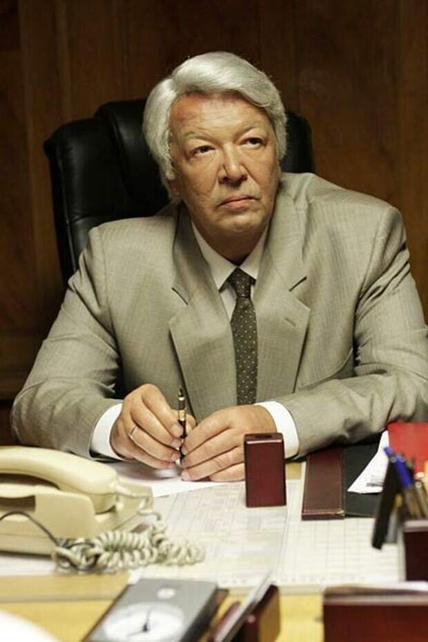 чем выражено слово здесь. чем выражаются зависимые слова при управлении. согласование чем выражено зависимое слово. как определять члены предложения таблица. осенью наречие.