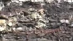 вулкан в исландии 2021. вулкан толбачик 1975. в 2010 году кинули камень в вулкан. вулкан аскья исландия. что будет если кинуть в вулкан мусор.