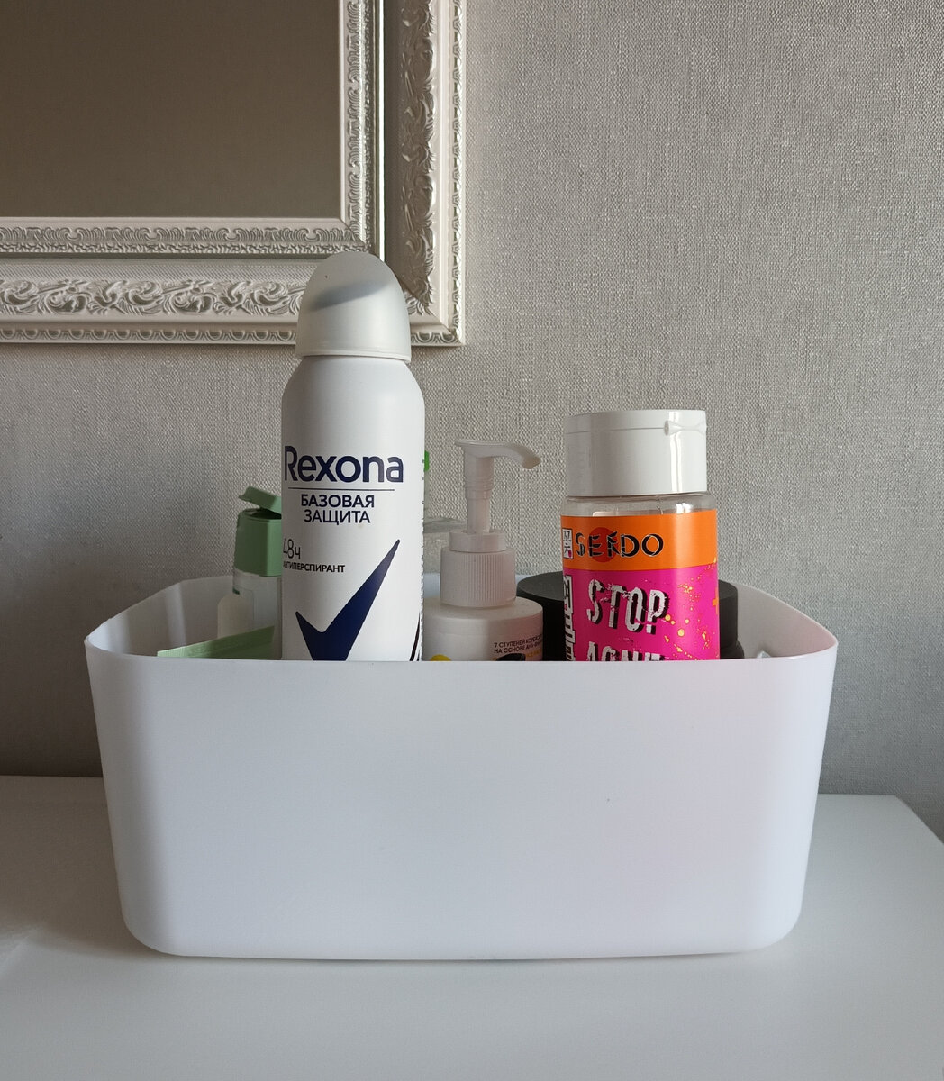 Комната для рукоделия. Шкаф книжный каллакс икеа. Организация пространства в квартире. Складные трибуны для зрителей. Складывающиеся трибуны для спортивных залов.