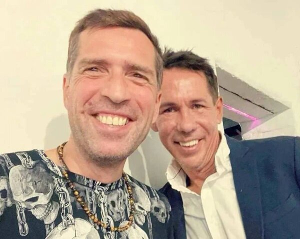 спектакли в доме актера воронеж. спектакль квартирник квартет и. дом актёра на арбате. спектакль полустанок магнитогорск. поза эмигранта спектакль.