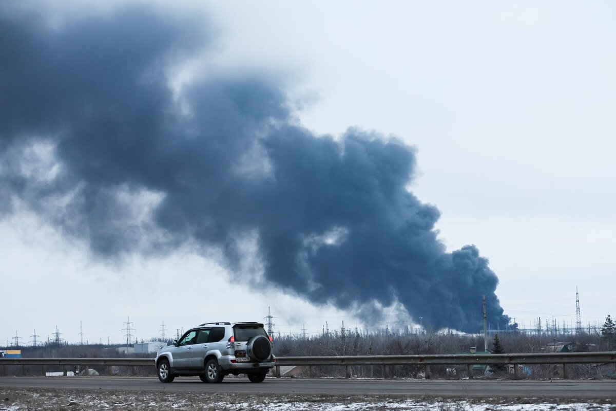    Последствия обстрела в Донецке ©Дмитрий Ягодкин/ТАСС