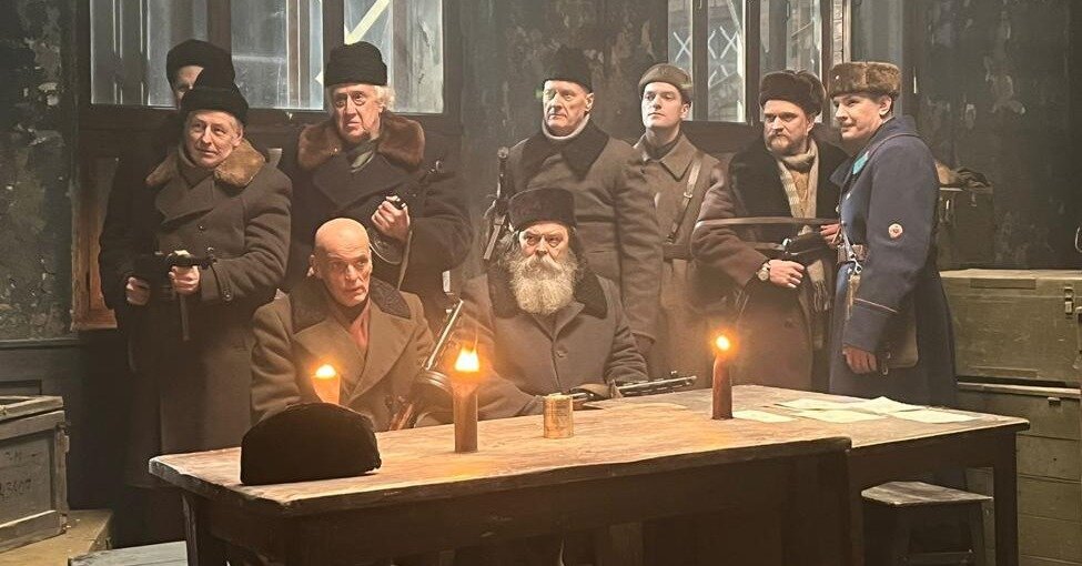 Кадр сериала «Большой дом».Фото Яндекс.Картинки