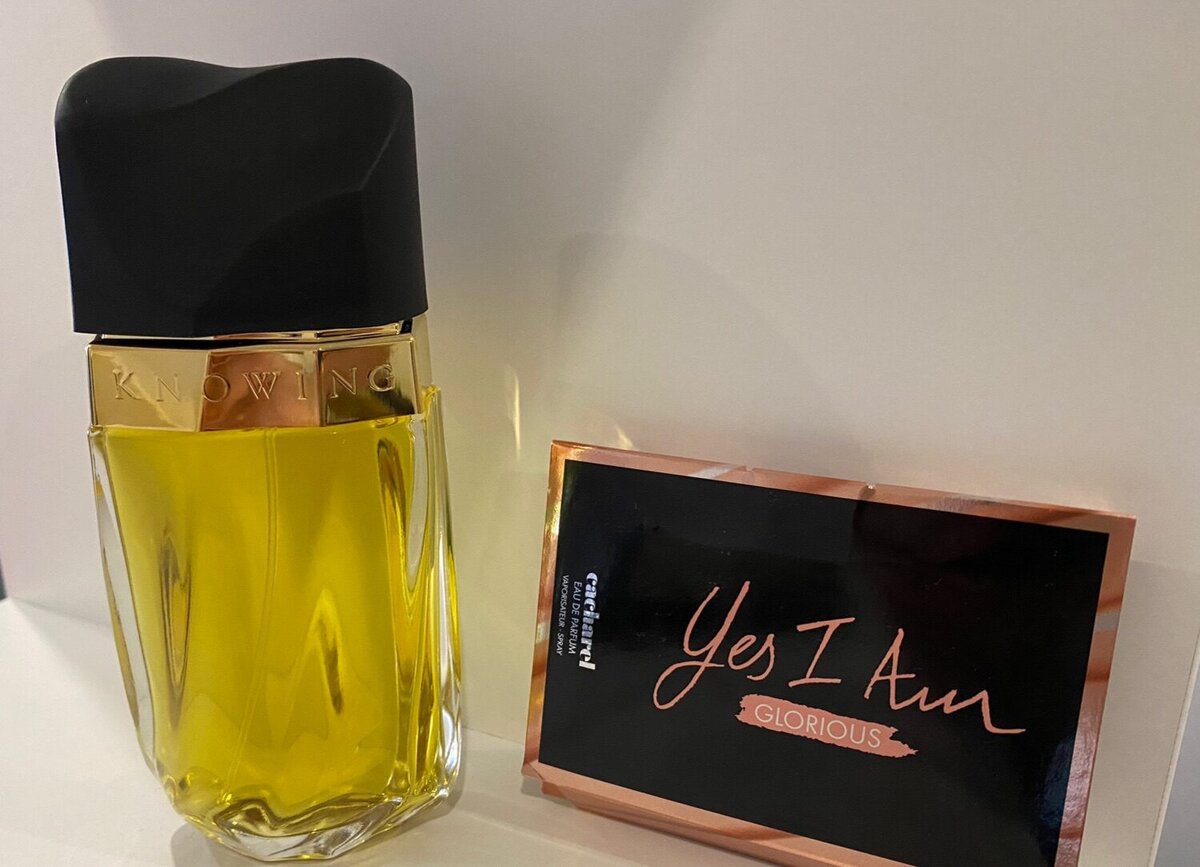 Туалетная вода KNOWING, Estee Lauder. Фото автора