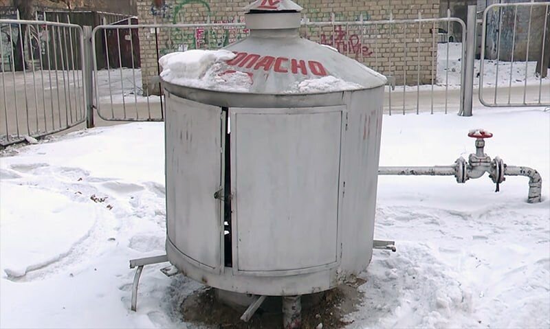 Уже а ты до сих пор. Курсовая работа мем. Компьютерная зависимость. Люся смешные картинки. Не справиться с задачей.