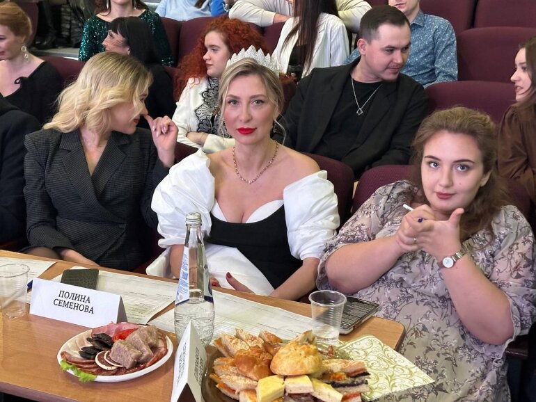 какой талант был у екатерины ивановны. екатерина трубецкая портрет. екатерина лаваль трубецкая. екатерина 2 великая (1729-1796) императрица. чехов ионыч иван петрович.