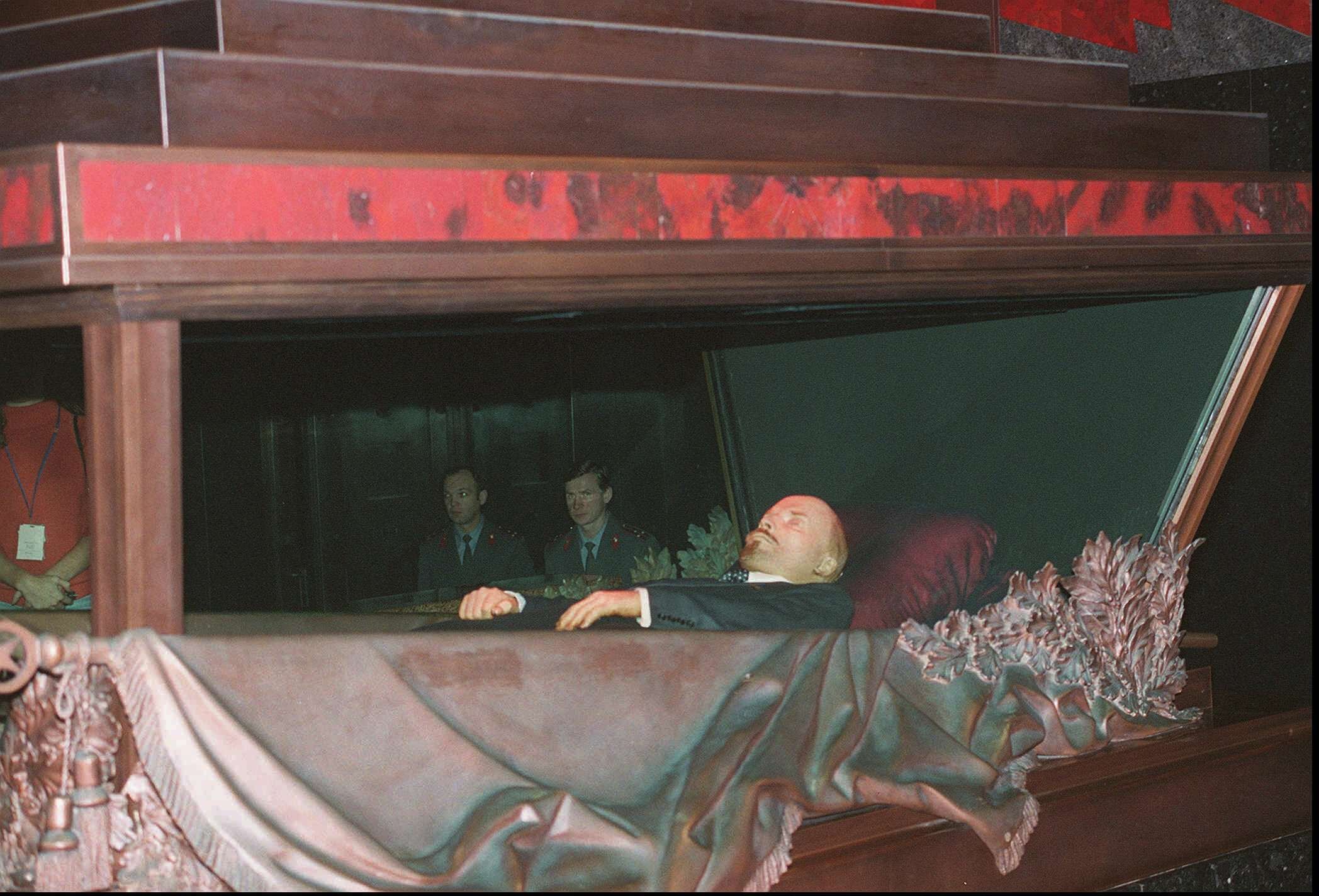 Ленин разлагается