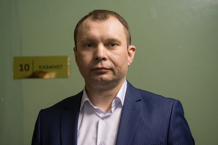    «Ваша честь, обратите внимание, что мы взяли только часть положительных грамот и поощрений. На самом деле их в 10 раз больше», — уточнил адвокат Губаев