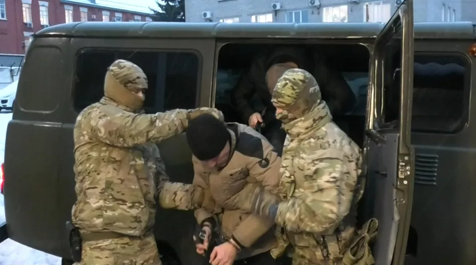 Задержание подозреваемого в попытке терроризма в Барнауле Источник: ФСБ по Алтайскому краю