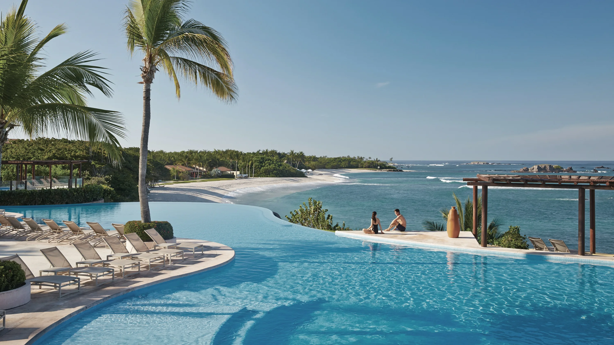 куда полететь за границу. майские праздники 2022 в москве. где лучше и дешевле отдохнуть в крыму. куда полететь на майские. отпуск в августе.