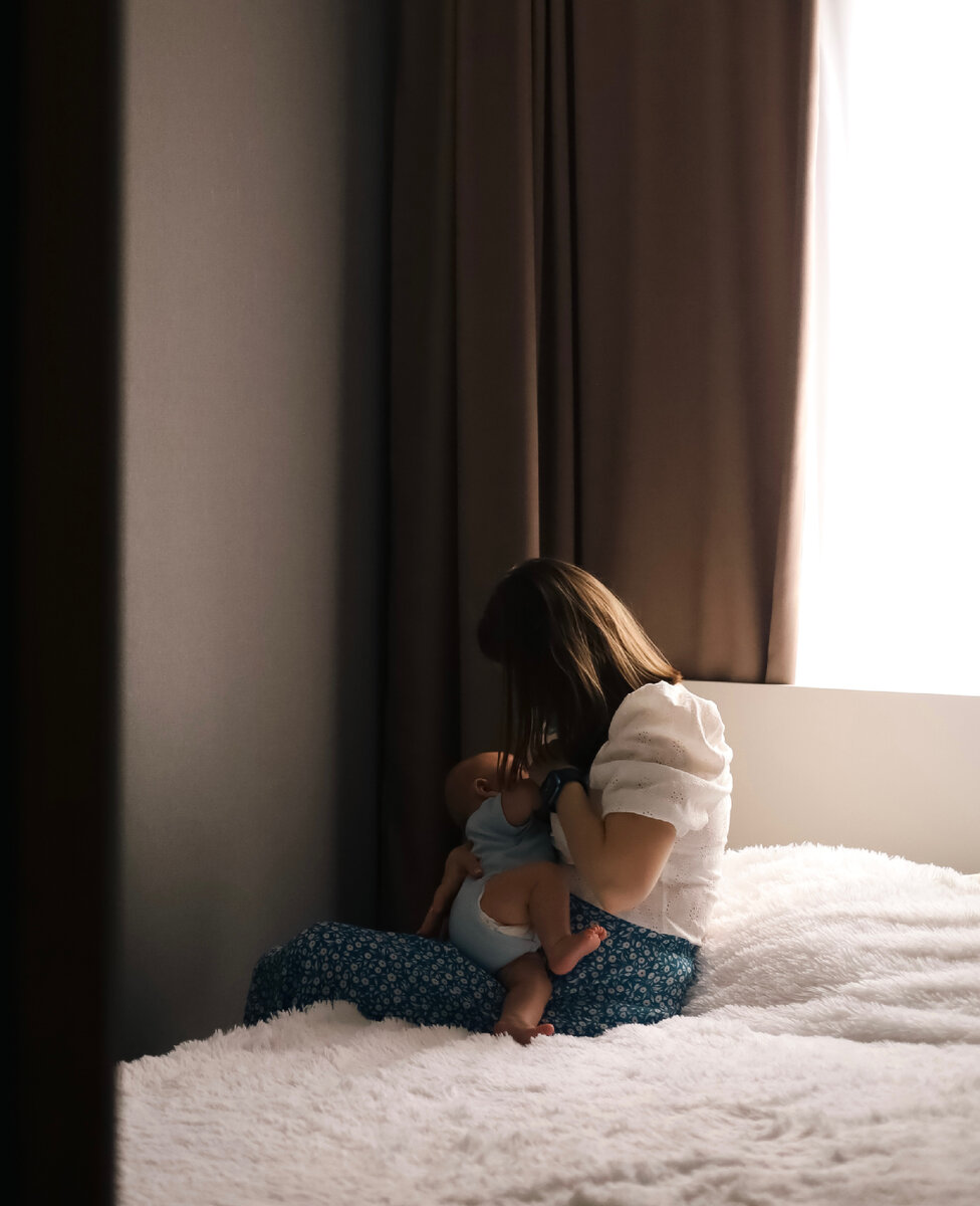 Фотосессия Тимура в три месяца, в перерывах успевала кормить сына