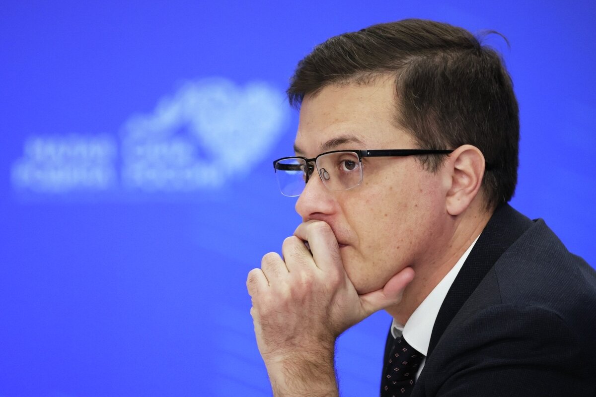 Итогом надзорного объезда с участием представителей прокуратуры стало представление главе города.  Фото: РИА Новости / POOL / Сергей Савостьянов