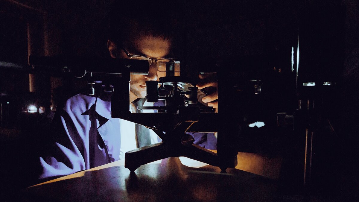 Программист после 11 класса. Лучшие программисты. Сдают ли физику на программиста. Сдают ли физику на программиста. Программирование математика физика.