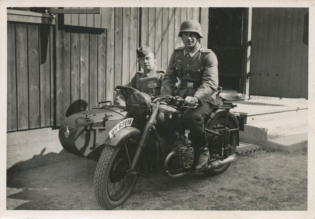 BMW R71 использовался в вооружённых силах Германии на всём протяжении Второй Мировой войны 