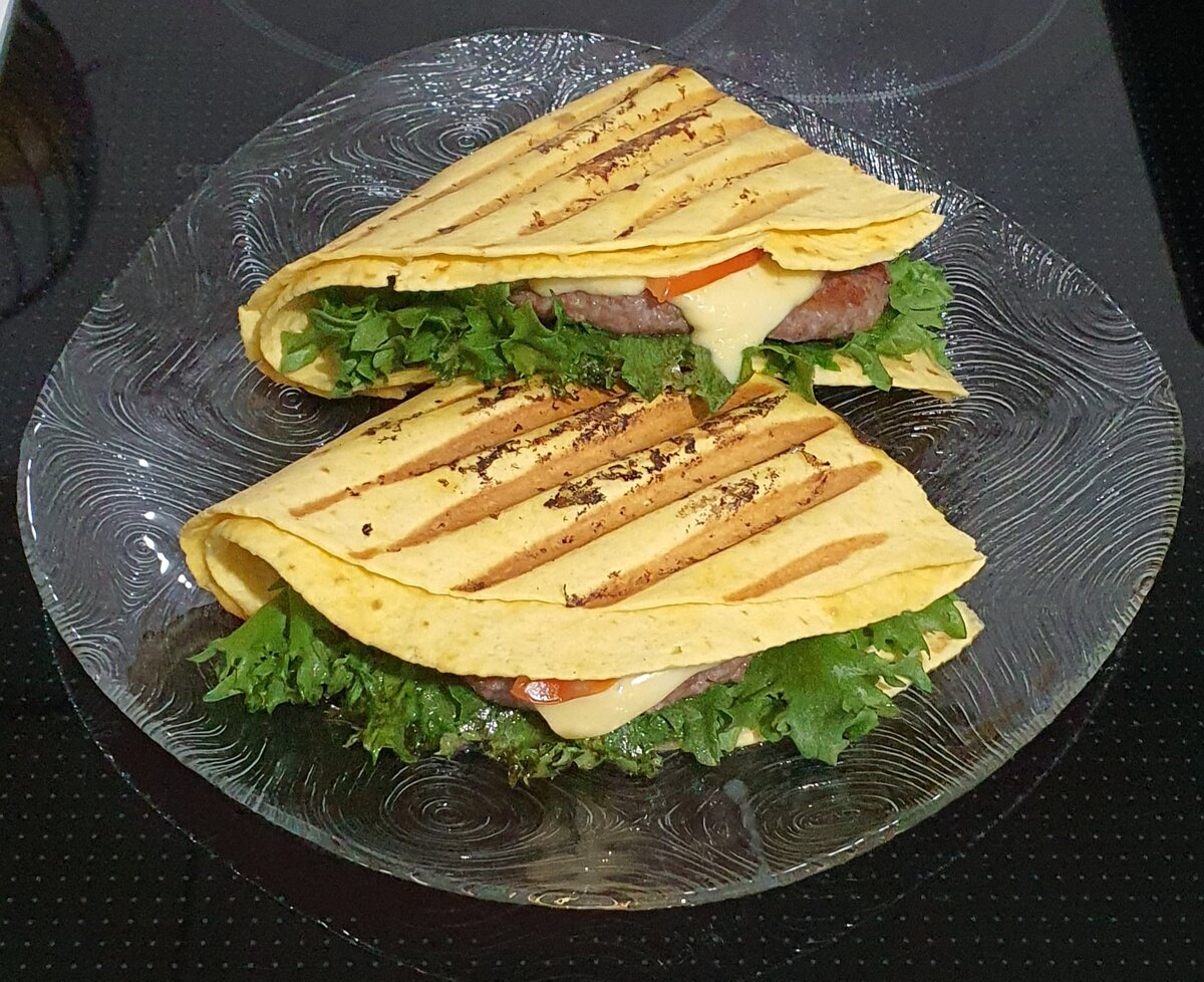 Украшение каши для детей. Необычные сказочные блюда. Что приготовить на день папы. Украсить детское блюдо из риса. Что приготовить на день папы.