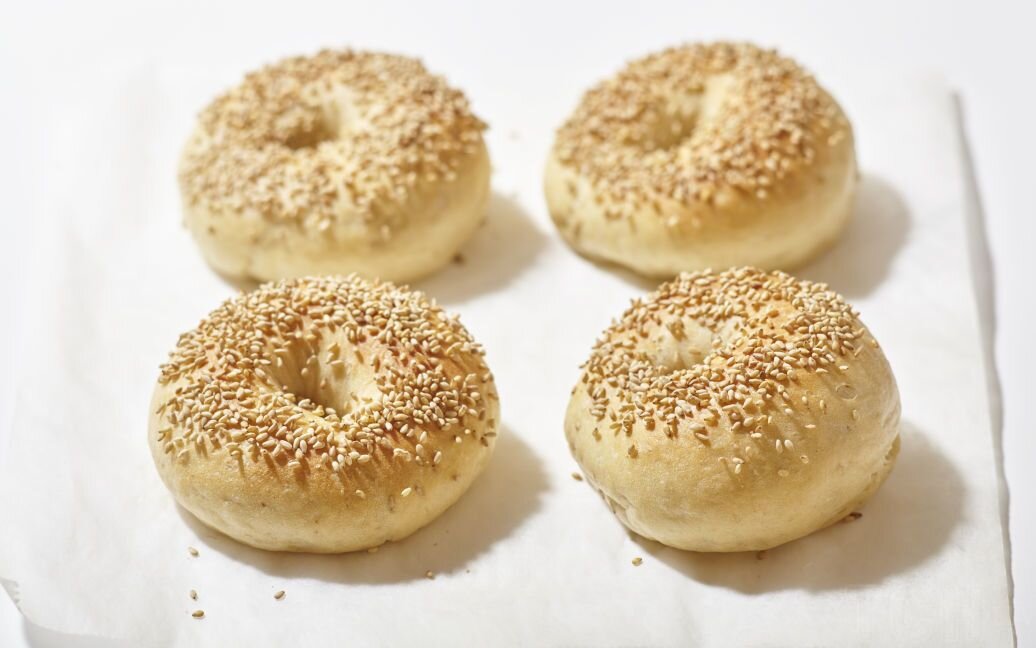 форма плюшек с дрож теста. формовка булочек с начинкой. красивая выпечка из дрожжевого. формы булочек с сахаром. чем заменить булочки.