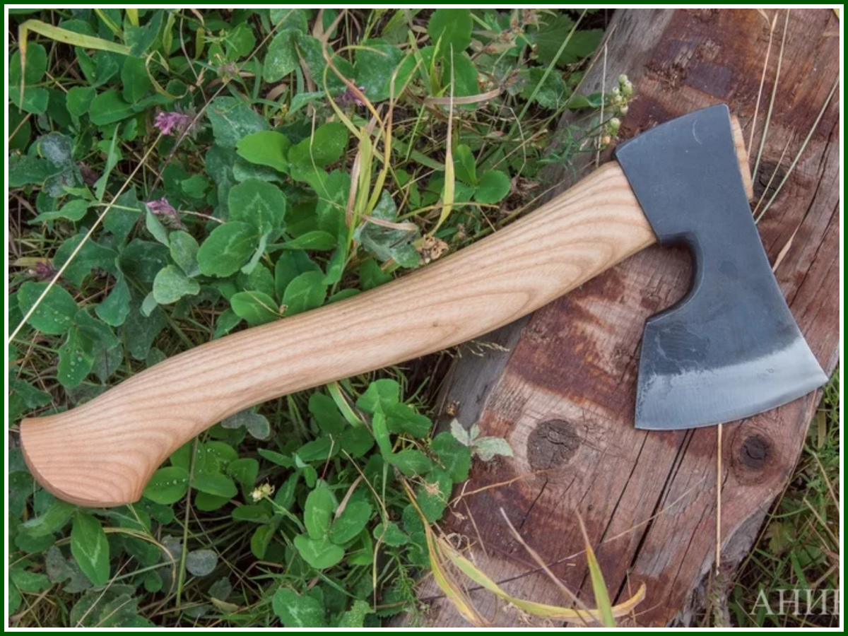 удобная ручка для топора. рукоятка плотницкого топора чертеж. какое топорище для топора. чертеж топорища для колуна с размерами. рукоятка для колуна.