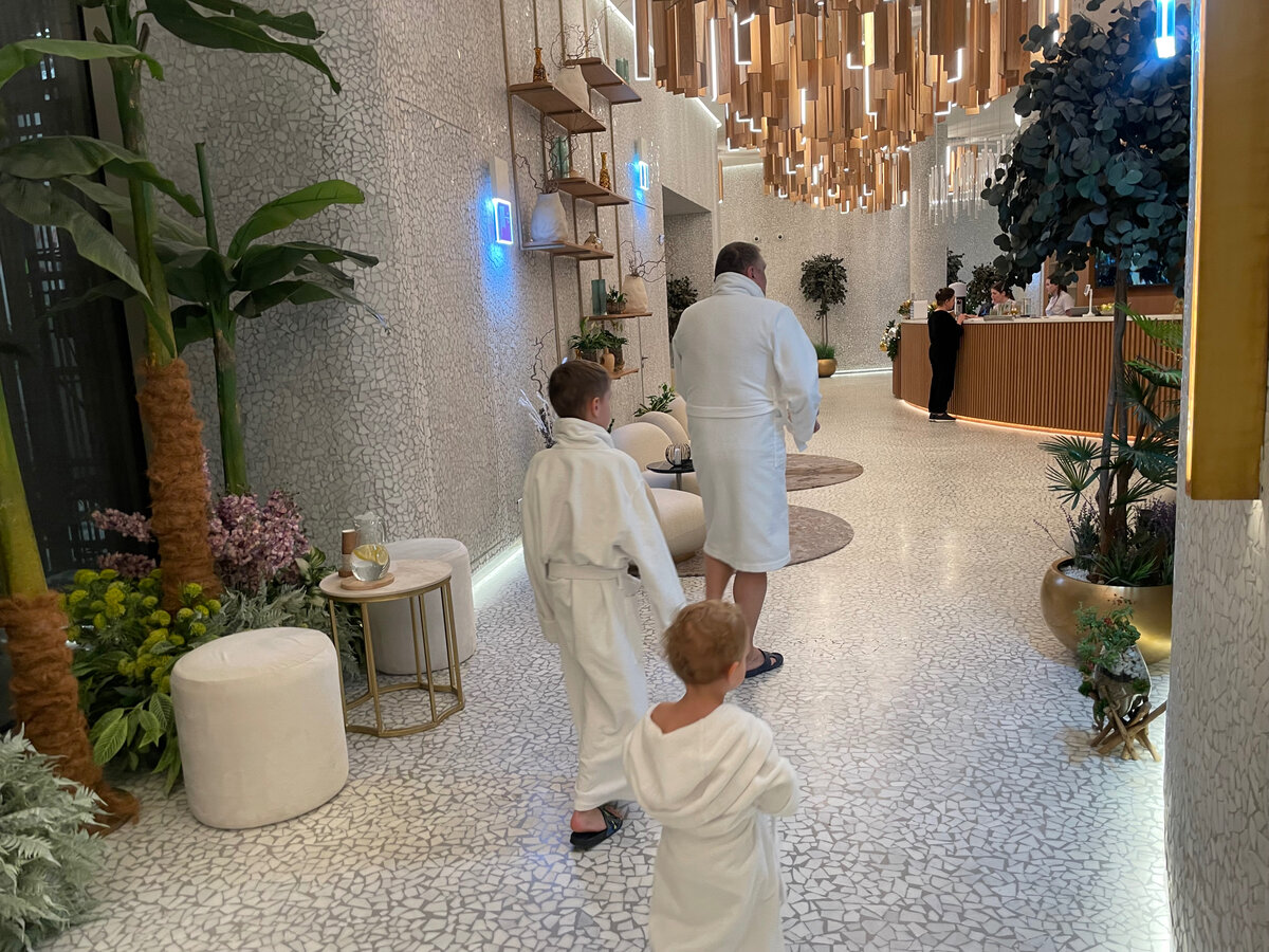 Красный проспект 46. Свердловский проспект, 88 сбер. , 15а. Ул. Сбербанк красные ворота.