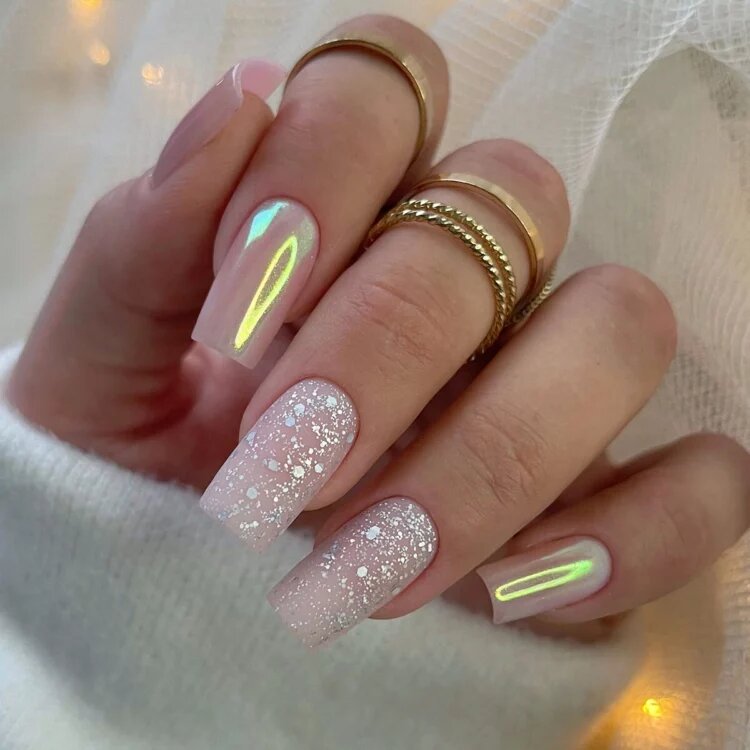 Парфюмированный гель для душа faberlic festa di vita. Для роскошной девушки. Нежная женщина фото. Нежная женщина. Блондинка в шикарном платье.