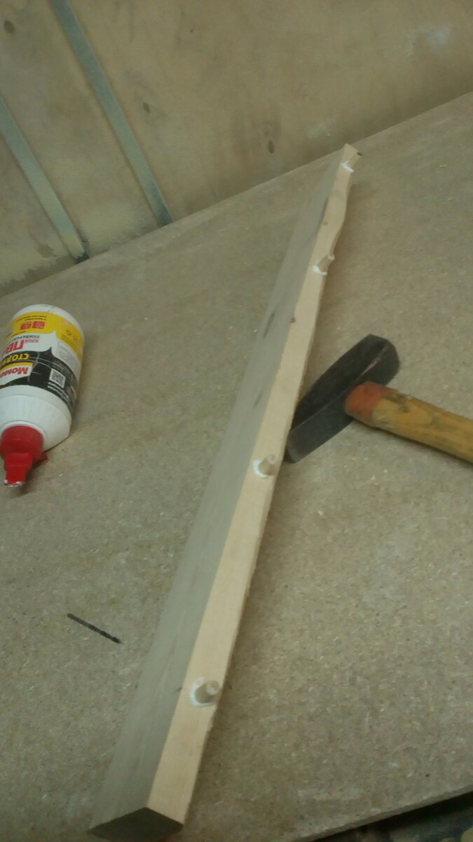 покраска кухонного гарнитура. эмаль для древесины нанесение. морилка для мебели из дерева. покраска деревянных дверей. краска для фасадов кухни.