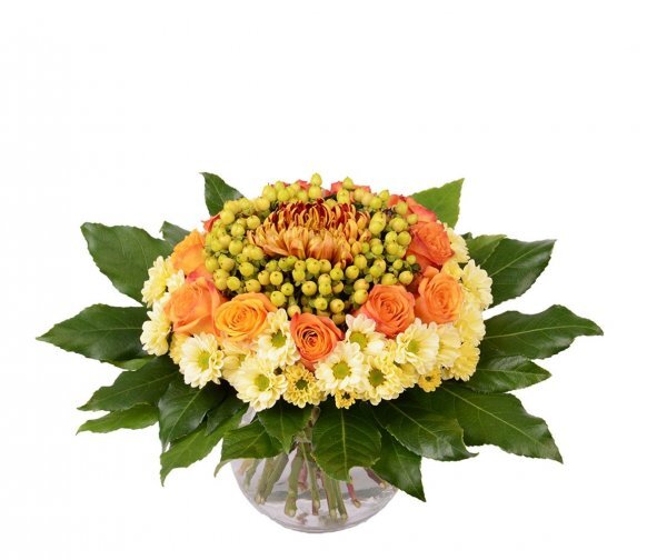 К чему во сне дарят цветы. Мужчина дарит цветы женщине. Что значит во сне дарят цветы. Сонник видеть цветы во сне. Цветок означающий сон.