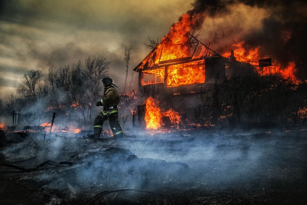 фото взято с сайта https://stribuna.ru/articles/society/v_surgute_s_nachala_goda_na_pozharakh_pogiblo_chetyre_cheloveka/?sphrase_id=4214300