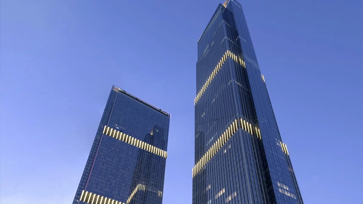 Башни Neva Towers