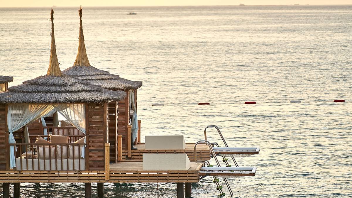 Особняк воганвуд в онтарио. Майбах dj khaled. Хуаси деревня миллионеров в китае. Богатый дом в деревне. Богатый в провинции.