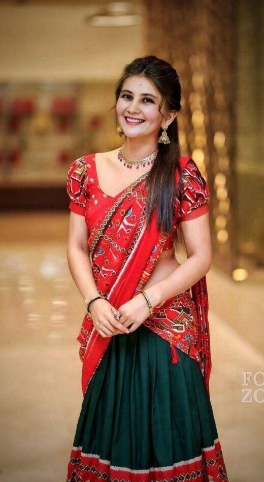 Фото в ВК Elsa Valiahmet.