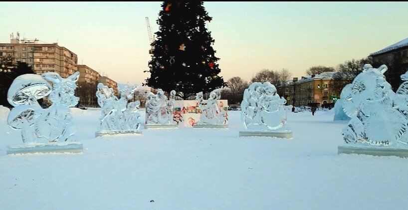 Г. ХАБАРОВСК. ПЛОЩАДЬ НА 56 ШКОЛЕ.