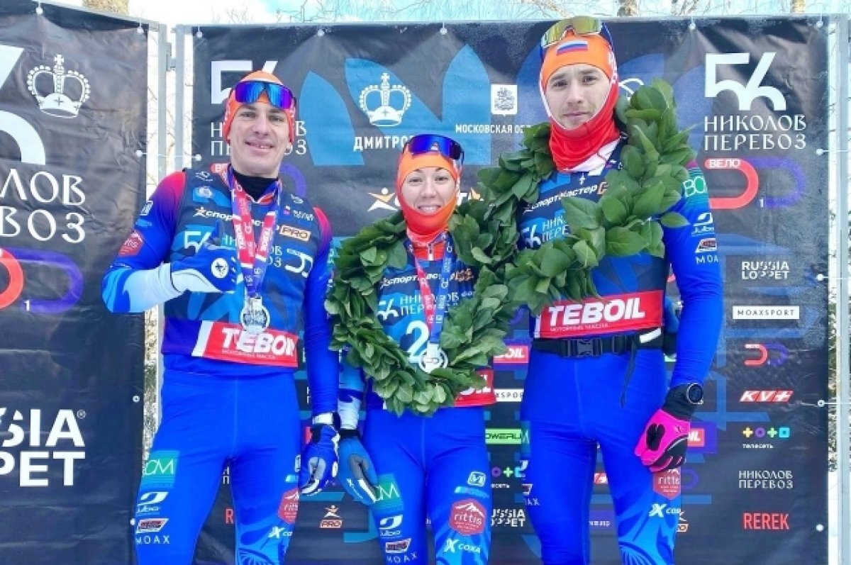    Ермил и Ольга Вокуевы из Коми выиграли 56-километровый лыжный марафон