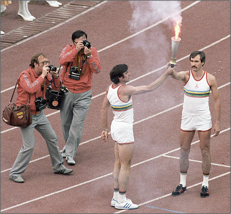 Конкурсы и игры 80 годов. Факел эстафеты олимпийского огня Московской олимпиады 1980г.