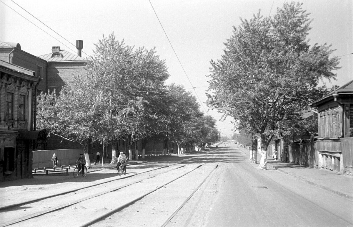 Б.Октябрьская улица. 1951-1955 годы.