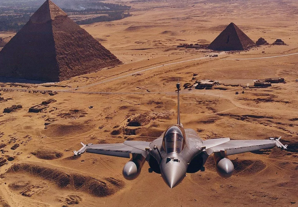 Почему в африке много тектонических озер. Гора камень на плато путорана. Почему в африке много тектонических озер. Гора парка катмай. Почему в африке много тектонических озер.