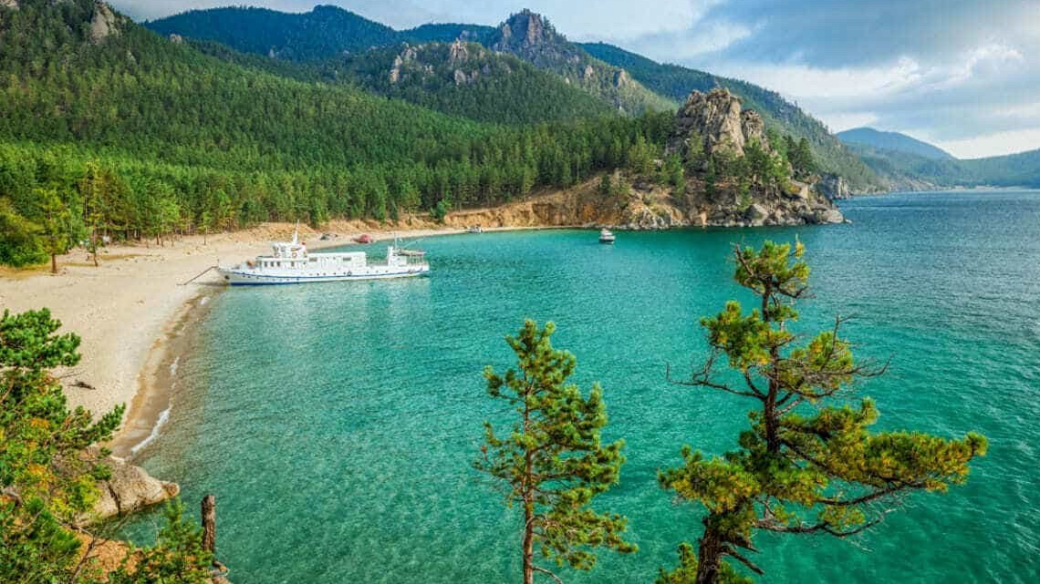 бухта песчаная листвянка. санаторий байкал фсб. база отдыха байкальские дюны иркутск. ольхон бухта песчаная. санаторий байкал иркутск.