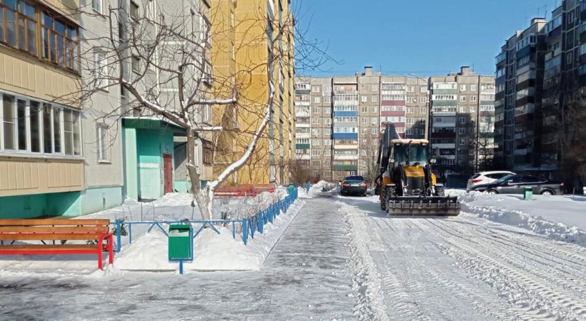    В Курске проверили благоустройство 183 дворов