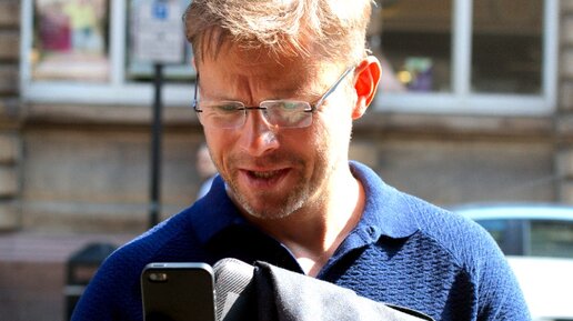 Поймем потом диалог. Потом узнаешь. Поспорила с мужем на золотую цепочку что похудею. Раньше любила лето теперь люблю деньги. Поймем потом диалог.