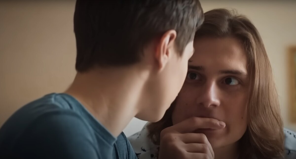 Скриншот из сериала "Я заберу твою семью".