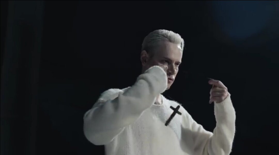 Шаман встанем. Шаман встанем клип. Клип на песню шамана встанем. Клип на песню шамана встанем. Клип встанем шаман лазарев.