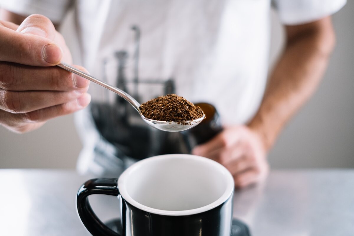 При какой температуре заваривать кофе. Идеальная температура для заваривания кофе. Как правильно заваривать чай. Виды чая таблица. Температура заваривания чая.