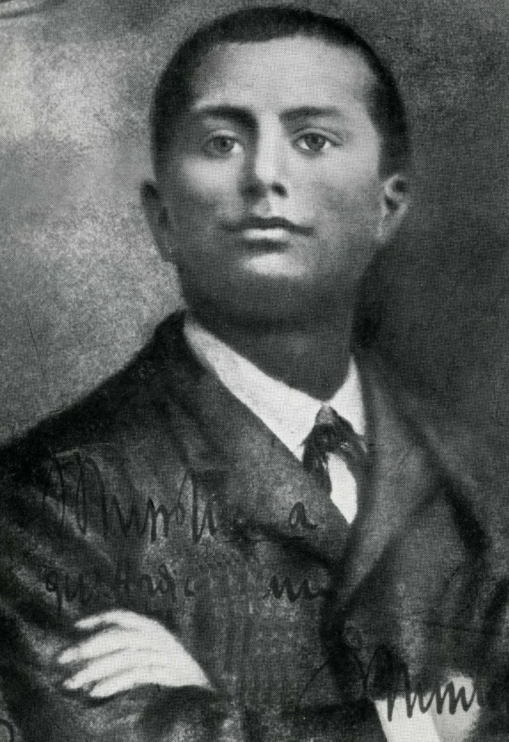 Сводная сестра сериал 2013. Скромная девушка. Сводная сестра сериал кадры. Emily willis naive step sister. Mihanika69 (вероника трошенкова).