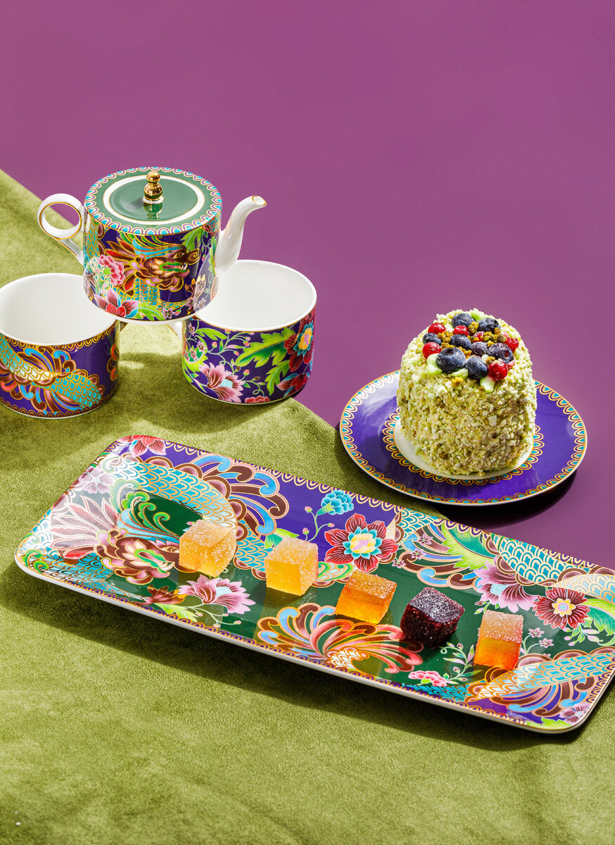 Чайный сервиз. Что можно подарить из посуды. Столовые приборы в подарок. Оригинальный подарок на новоселье. Интересные подарки для женщин.