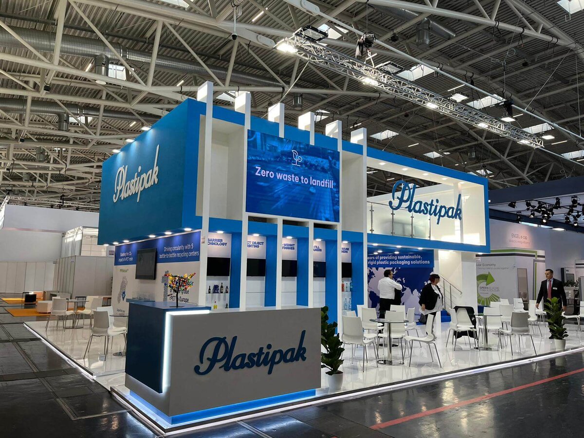 Выставочный стенд компании Plastipak, застроенный компанией «ГлобалЭкспо»