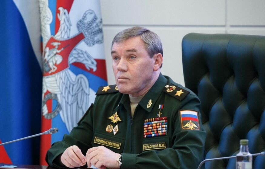    Где Герасимов? Западные СМИ потеряли российского генерала после слухов о его смерти