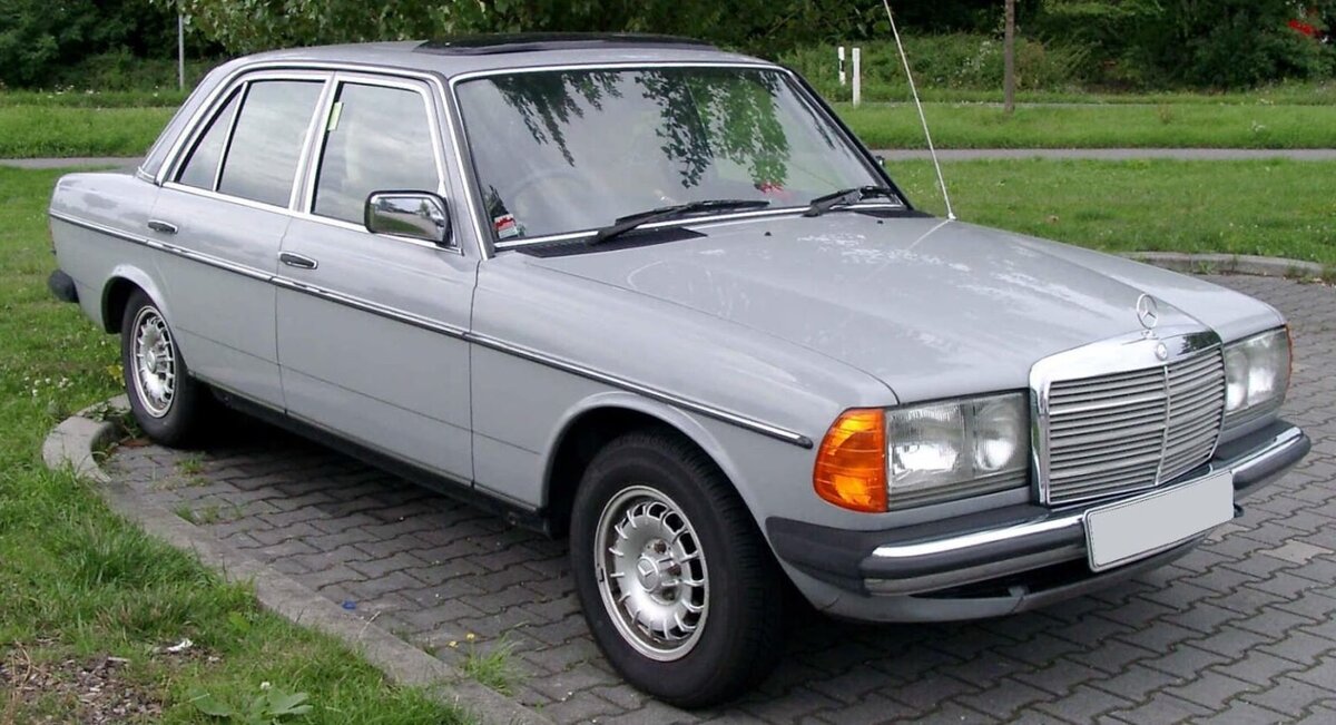 автопарк машин. парк звездный яндекс такси. автопарк звездный. николас кейдж коллекция автомобилей. автопарк звездный.