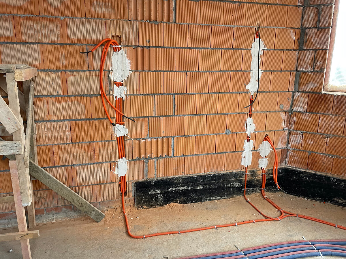 Черновой монтаж электрики